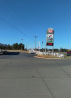 Workmans Hilltop Travel Center outside