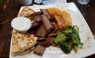 The Greek Family food