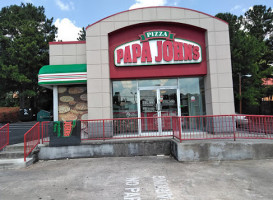 Papa John's Pizza outside