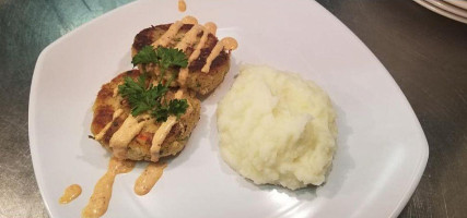 Old Owl Tavern food