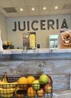 Juiceria Smoothie Cafe drink