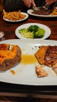 Longhorn Steakhouse Gallatin food