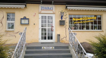 Dos Locos Fajita Stonegrill outside