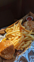 Eddie's Grill food