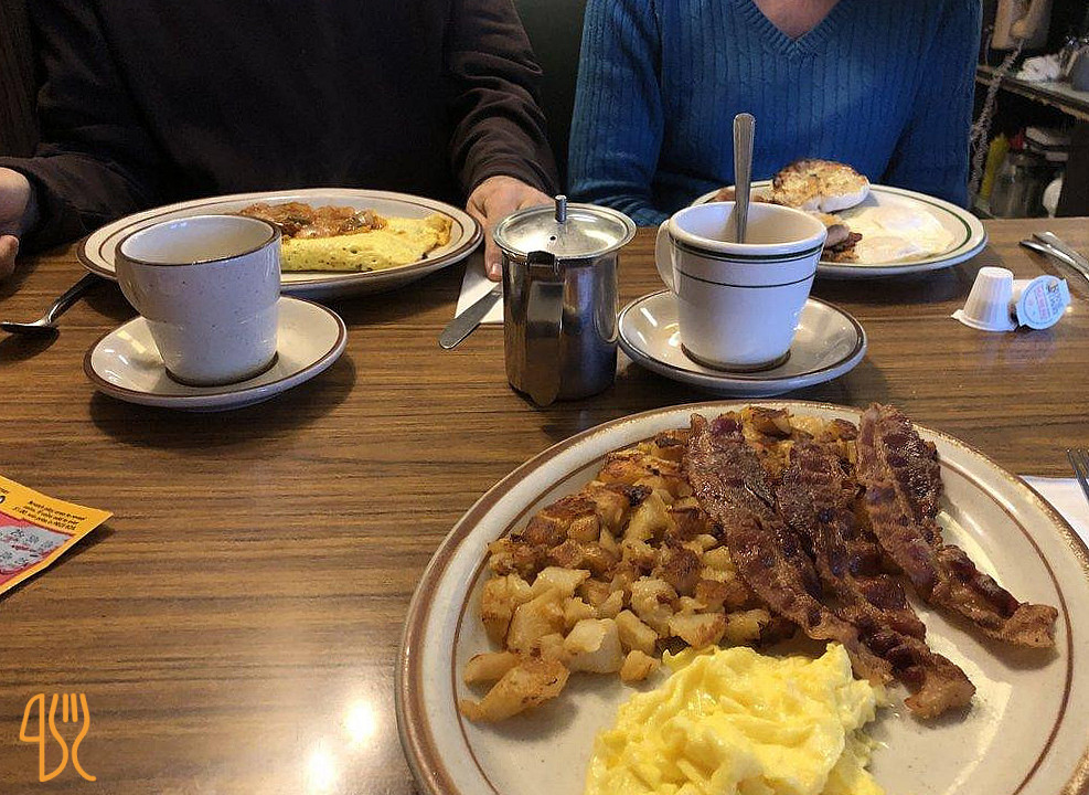 Tom's