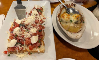 Argento's Italian Bistro food