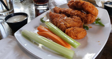 Fox Creek Tavern food