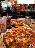Papa Murphy 's Take 'n ' Bake Pizza food