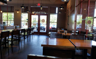 Papa Murphy 's Take 'n ' Bake Pizza inside