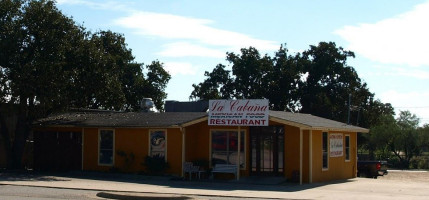 La Cabaña outside