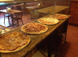 Giovanni's Pizza And food