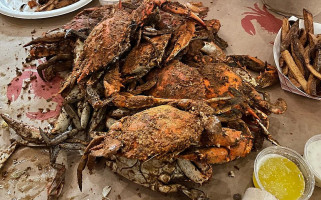 Capt. Bob's Steamed Crabs food