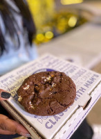 Insomnia Cookies drink