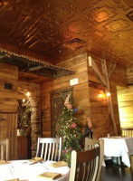 Twisted Thistle inside