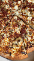 Ciceros Pizza Parlor food