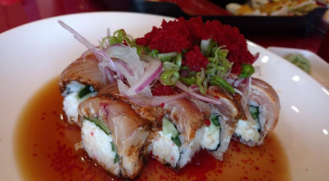 Oh My Sushi food