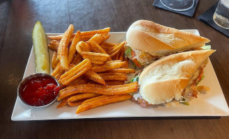 Bradley's Pub Grille food