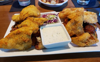 Bradley's Pub Grille food