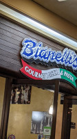 Bianellis Gourmet Pizza Pasta outside