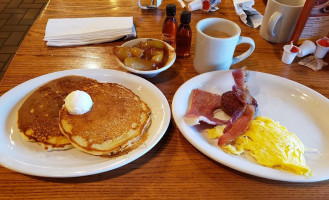 Cracker Barrel food