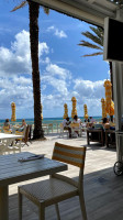 Breeze Ocean Kitchen – Eau Palm Beach Resort outside