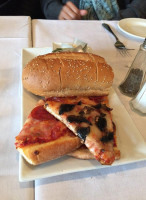 La Grova And Pizzeria food