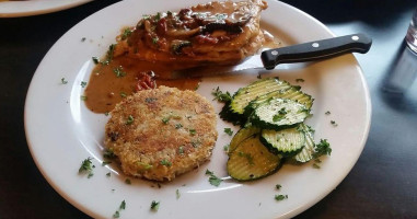 Red Onion Grill food