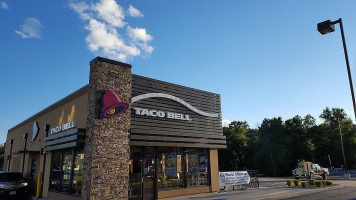 Taco Bell outside