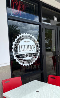 Palumbo's Pizzeria outside