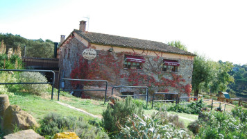 Loveless Cafe outside
