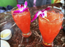 Grand Lux Cafe drink