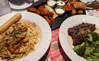 TGI FRIDAYS - Manhasset food