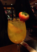 TGI FRIDAYS - Manhasset drink