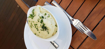 The Grill At Forty 1 North food