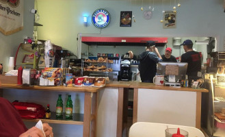 Eve's Cafe inside
