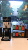 Au Bon Pain outside
