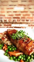 JoJo's Tap House food