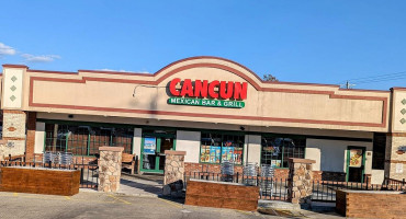 Cancun Mexican White Oak outside