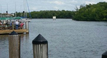 Banana Boat outside