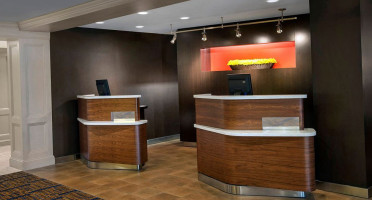 Sonesta Select Boston Danvers inside