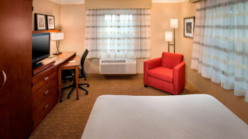 Sonesta Select Boston Danvers inside