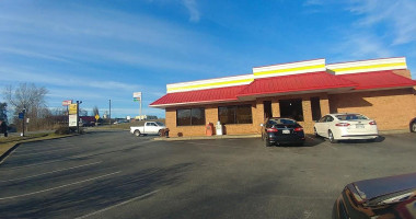 The Golden Skillet outside
