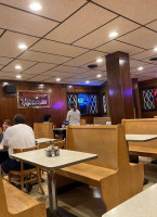 Lynwood Cafe inside