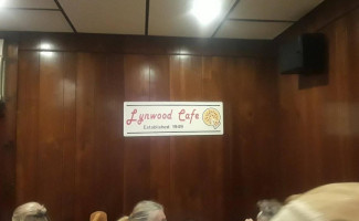 Lynwood Cafe inside