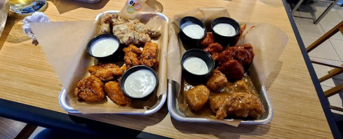 Buffalo Wild Wings food