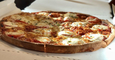 Raimondo's Pizza & Pub food