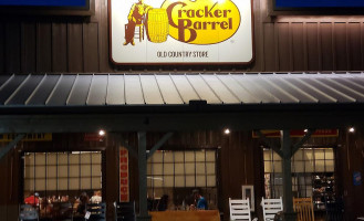 Cracker Barrel Old Country Store outside