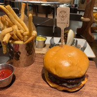 New Realm Brewing Co. food