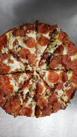 Two Trees Pizza food