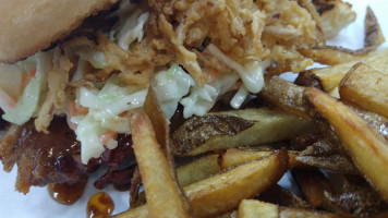 Leatherneck Club food